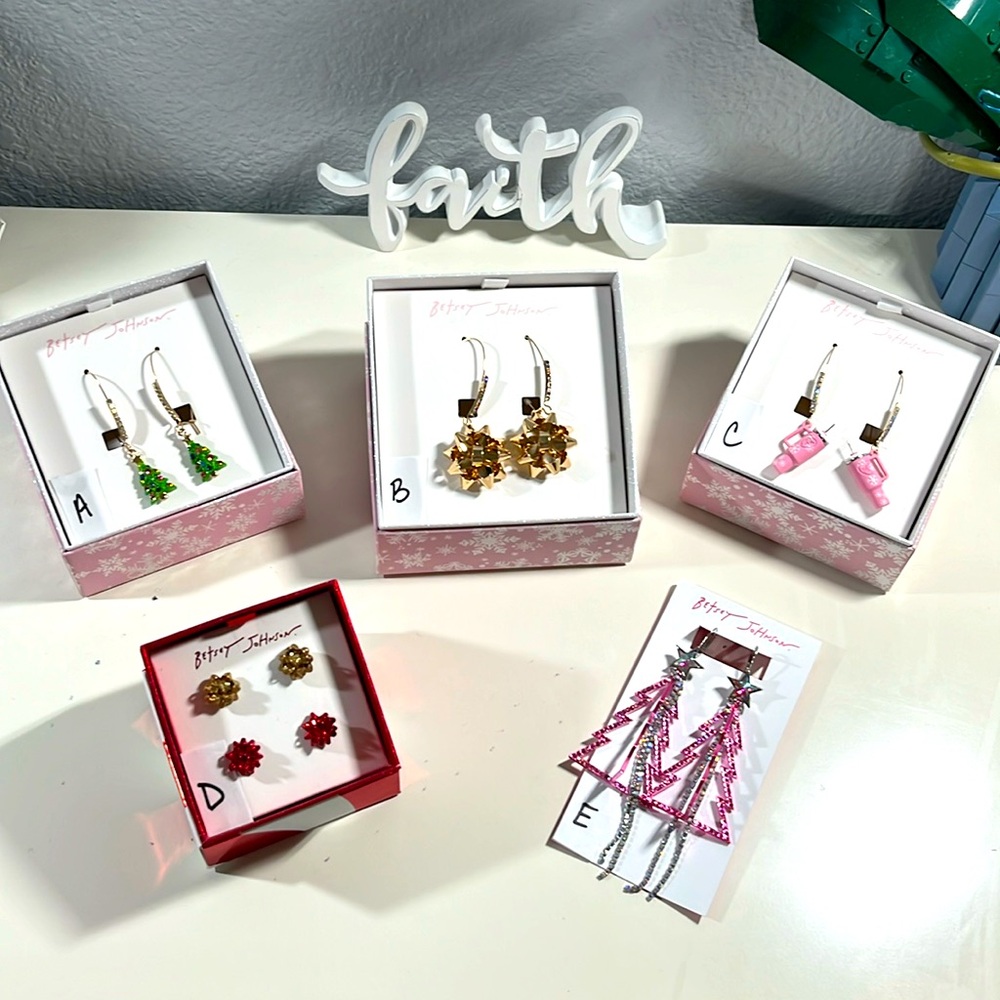Betsy Johnson Earings